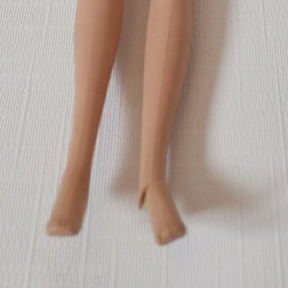 Emma Bunton Baby Spice Spice Girls Doll Necklace - Picture 4 of 4